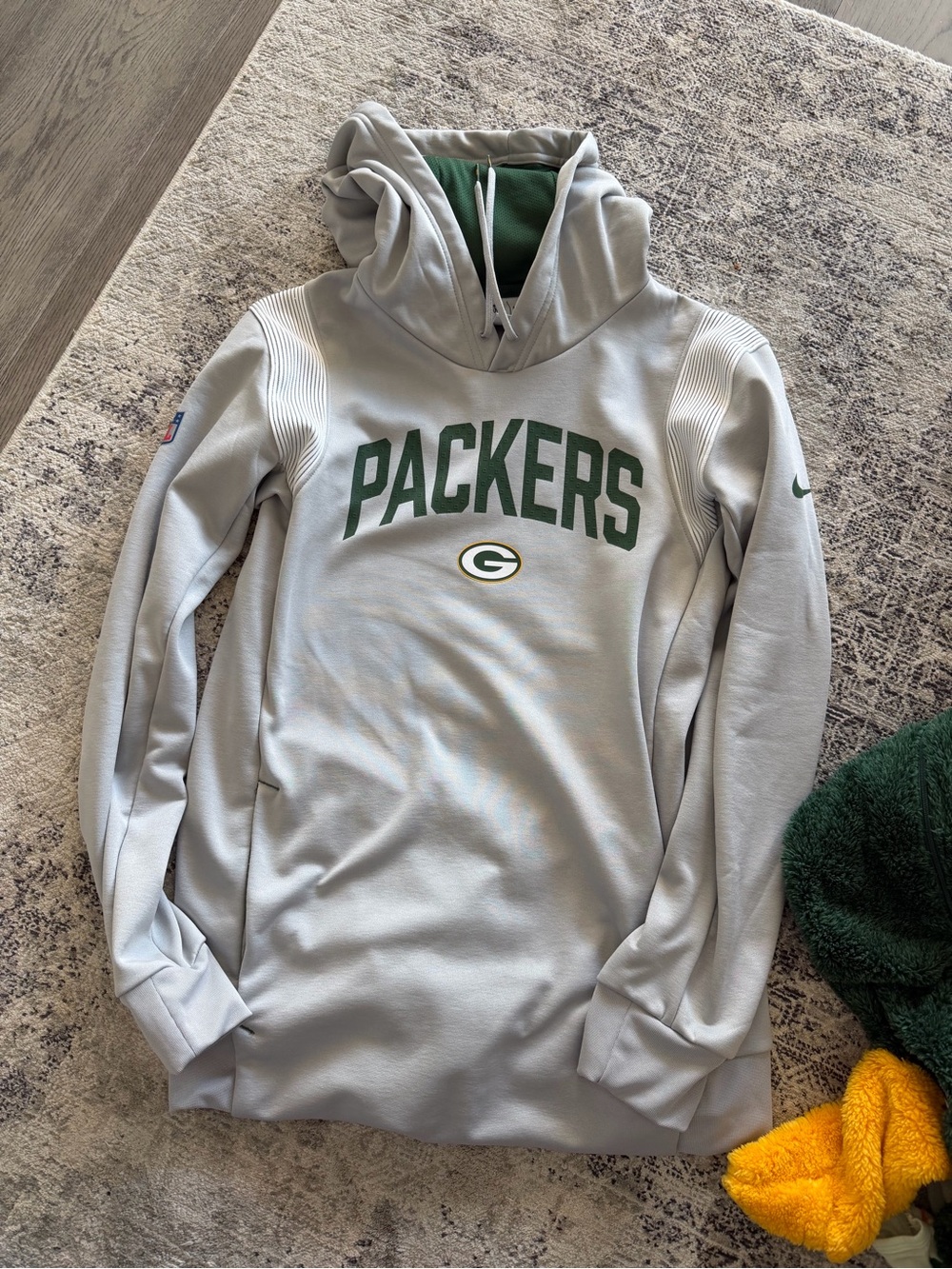 Nike Gray Packers Hooded Sweatshirt with Green Logo